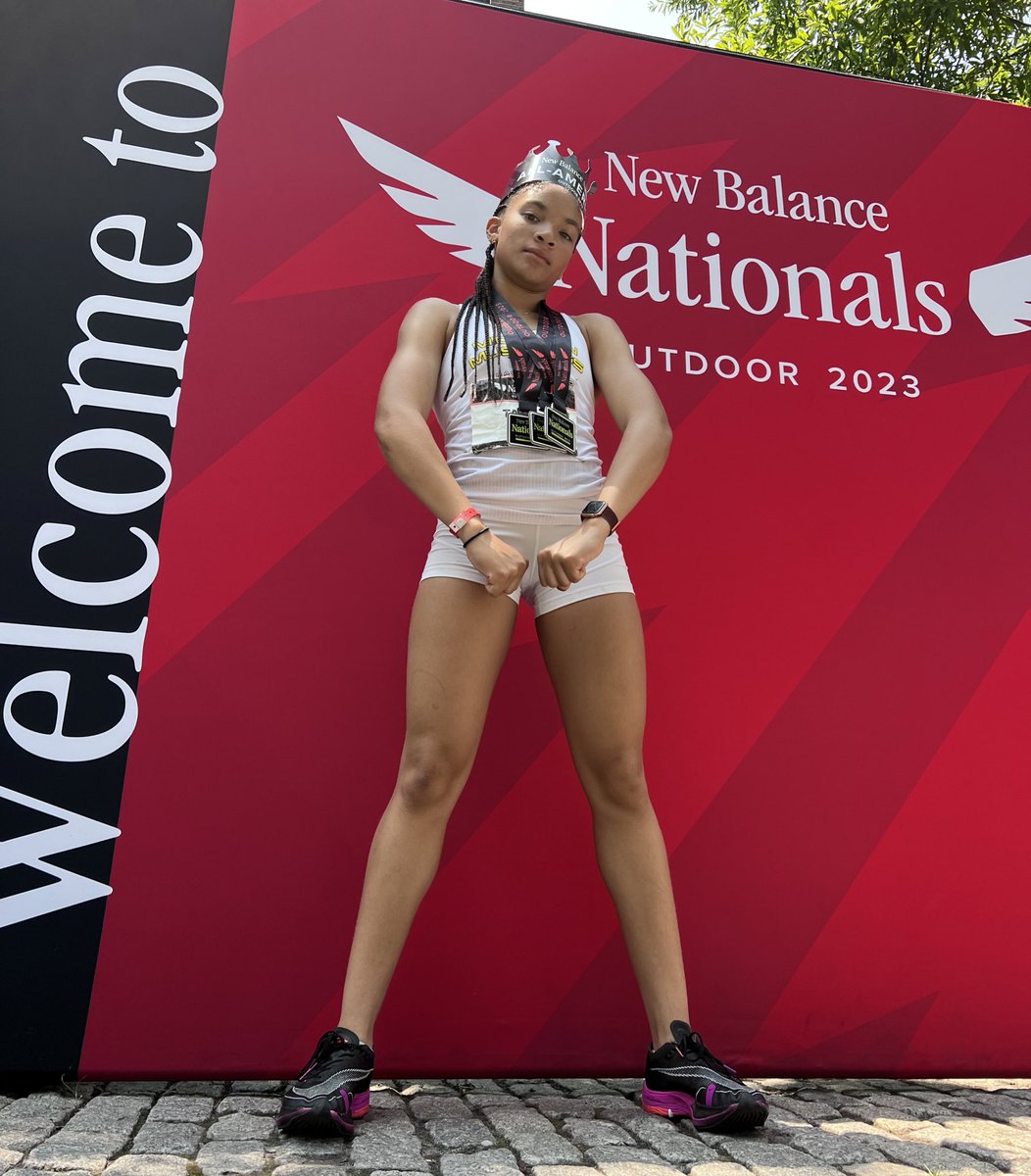 With completion of the weekend Kamryn Tatum finished 3rd in the 100m with a time of 11.82, 2nd in the 200m with a time of 23.93 AND SHE IS THE FRESHMAN NEW BALANCE NATIONAL CHAMP IN THE 400m with a time of 55.28 Congratulations to my little sister, All-American‼️@tatum_kamryn