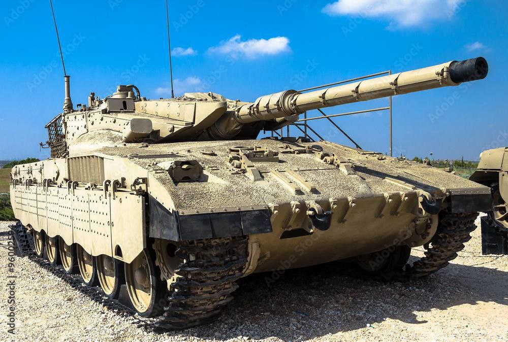 'Israel is negotiating the sale of over 200 Merkava Mk2 and Mk3 tanks to Ukraine and Poland' - Walla