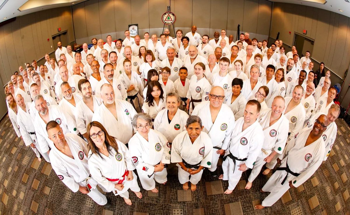 TheChadRyan's tweet image. Just got done hanging out for the weekend with about 200 of the best people you’ll find. I’ve dabbled with more regular training. It’s time I start doing more than just dabbling. 

#karateseminar #shuriryu