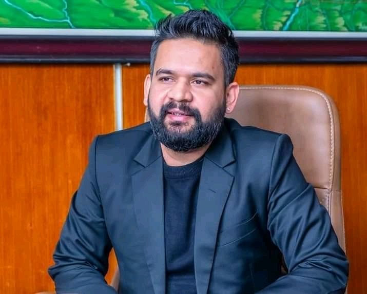 'आदिपुरुष' मा रहेको विवादित संवाद नहाटाइएको हुदा भोलि देखि काठमाडौं महानगरमा हिन्दी फिल्म प्रदर्सन गर्न निषेध गरिएको छ ।"