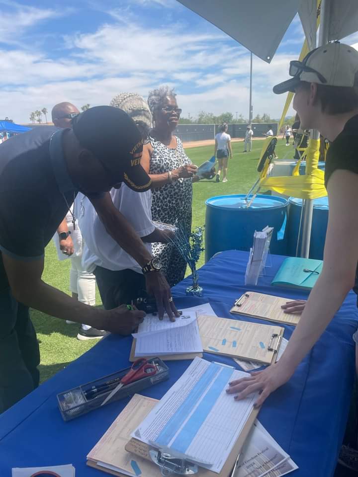 PimaDems's tweet photo. Thank you LD20 for taking the lead and registering voters at the Kino #Juneteenth festival yesterday! #DoingTheWork #EducatingVoters #ThisIsTheWork #RegistetingVoters #JustDoIt #DownBallot https://t.co/qFqdBC32QS