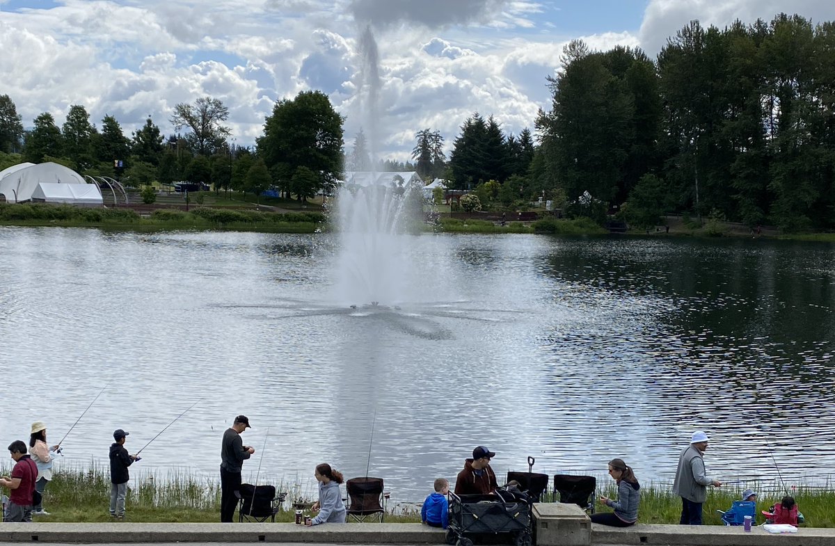 FinDonnelly's tweet photo. Lots going on at Lafarge Lake in Coquitlam today. Bring your family to BC Fishing Day, at Town Centre Park. #FreshwaterFisheriesSociety https://t.co/c2vbYkpHO3 #BCWF https://t.co/8Ocdw3cv30