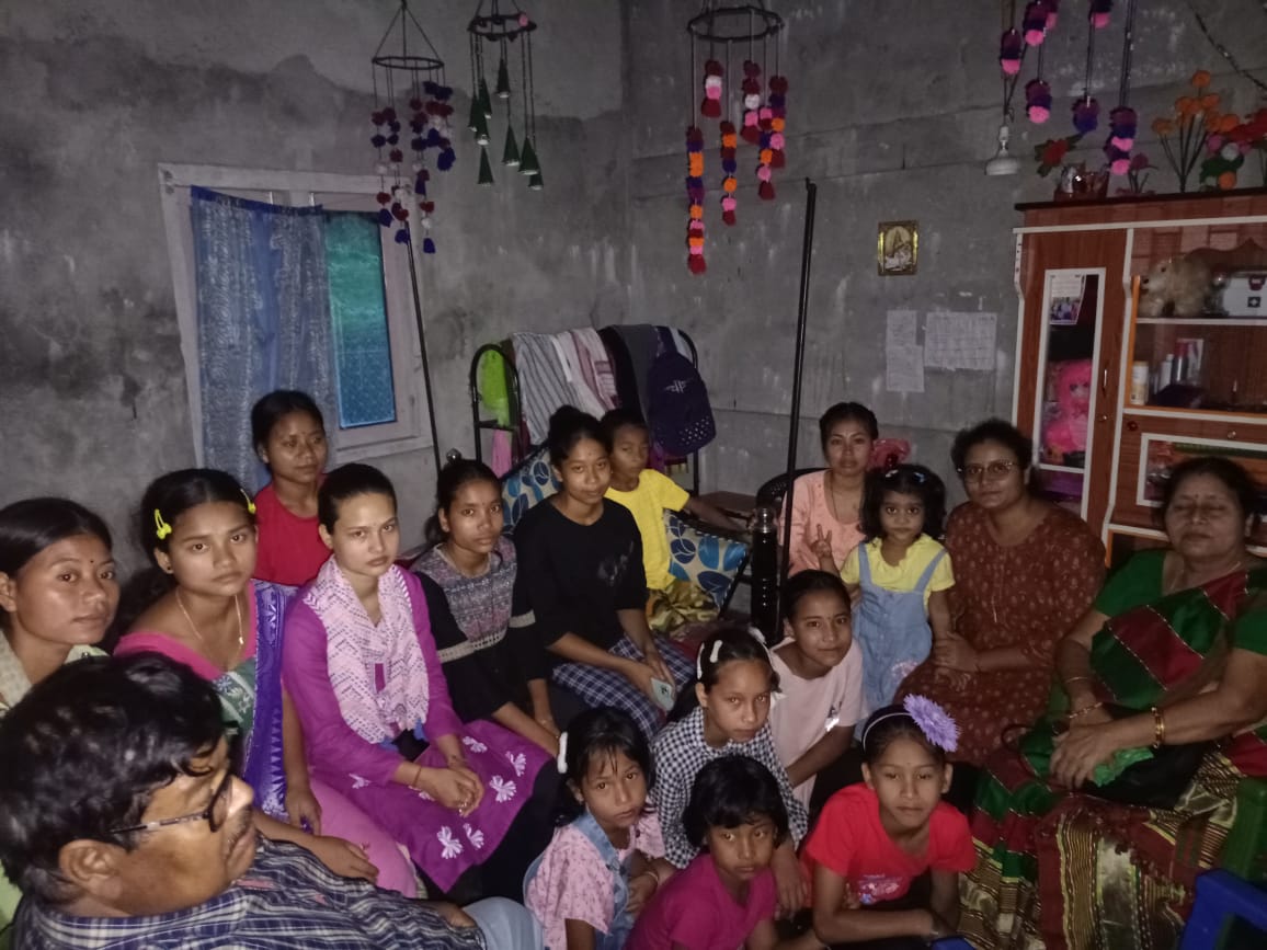 SaradaN40471261's tweet photo. Devotional gatherings held in many clusters, villages/ neighborhoods and families of Assam region
to offer tribute to the ten valiant heroine martyrs of Shiraz, Iran. They have sacrificed their lives for their beliefs, justice and truth 40 year back.
#OurStoryIsOne https://t.co/pVQbjzc4Sr