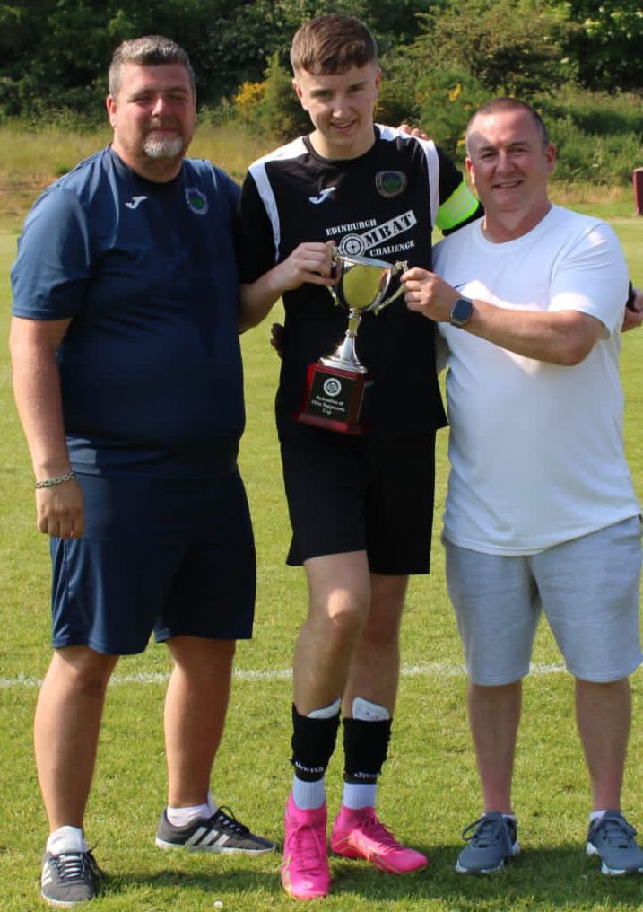 Thistle20s's tweet photo. New sponsor 🖤✍️

Pictured with Head Coach David Glodek (Left) Connor Finnlayson(Middle)  Sean McGovern (Right)

We are pleased to announce our new sponsors CBR Maintenance for our home and away kit including tracksuits and bags 🖤 https://t.co/QHIMtQBdBE