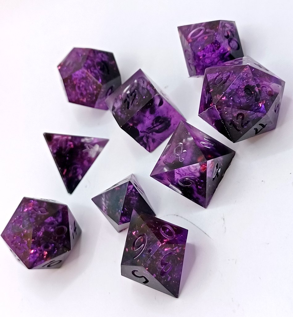 DiceApothecary's tweet photo. ✨️400 follower giveaway!✨️Ty all so much!! 

🧡 Must be following! (Can be a new follower!)
🧡Like &amp; Retweet to enter!
🧡Comment an oc you'd use these for for an extra entry!
🧡Ends 15th of July, 7pm cst 

More details below! #dicegiveaway #ttrpgdice #dnddice https://t.co/xfKfC1yijT