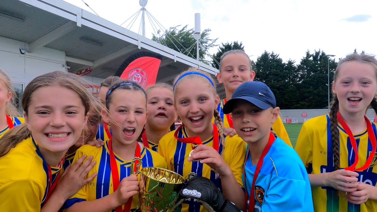 ChathamTownFC's tweet photo. 🏆 Congratulations to ‘Sittingbourne Ladies’, who have been crowned winners of today’s U10’s Tournament! 

🔴⚪️⚫️ #UpTheChats https://t.co/6SyNyEk5Ln