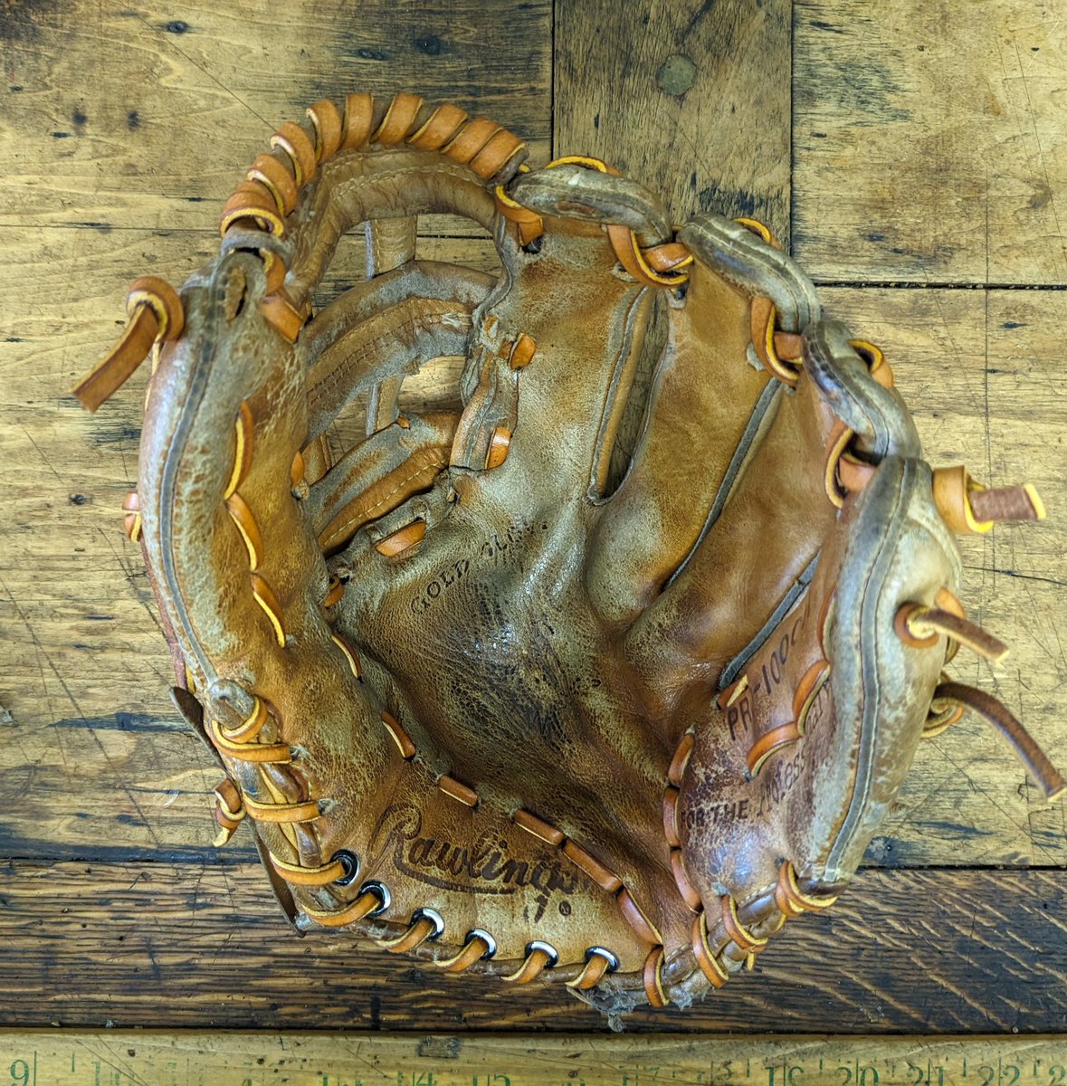 Jimmy on Twitter "Rawlings Heart of the Hide Gold Glove model