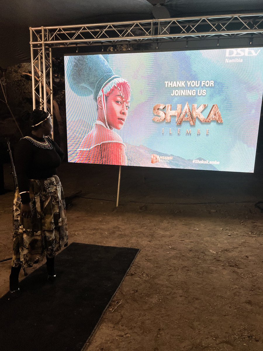 Sibolala's tweet photo. I don’t know who didn’t get the memo, Mara as a Nation, we have all signed a MOU stating that we’re all watching @Shakailembe_ tonight neh!
Danko 🙏🏾
Ene, T&amp;C’s apply. Don’t bother us bcos wena, u didn’t pay for your @DStv 🫣
@DStvNamibia 
#shakailembe
#ShakaiLembeMzansi https://t.co/3diXve95IE