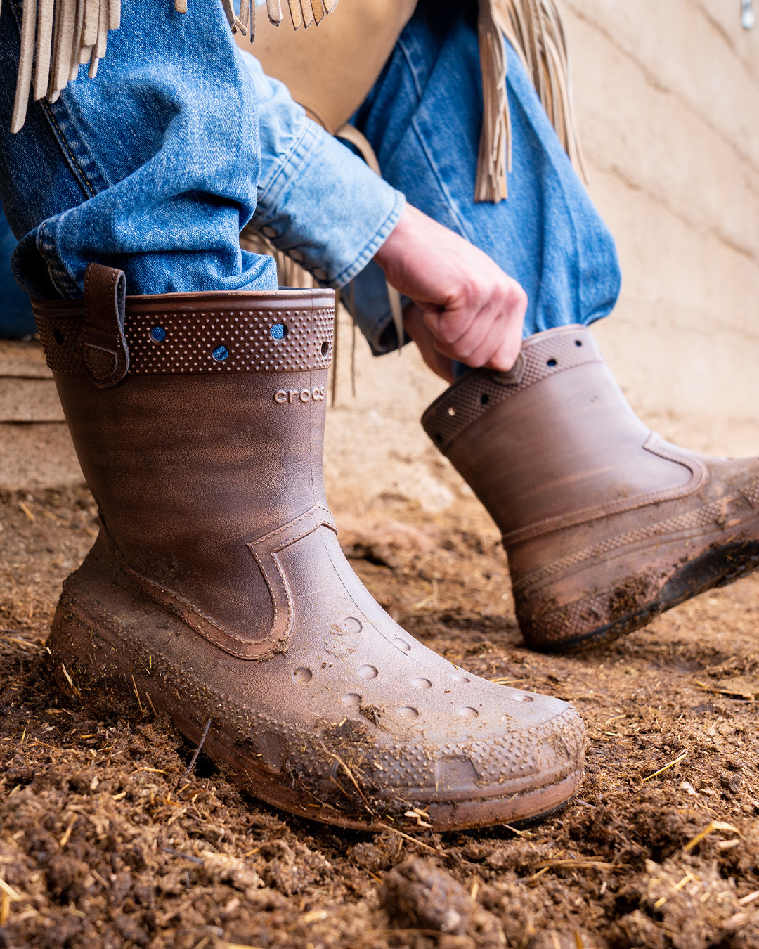 Huckberry on X Introducing our first ever collab with Crocs The Huckberry x Crocs Western Boot. With a super light and comfy all weather design they take dirt mud and rough weather in stride just hose