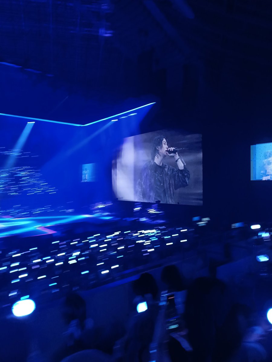 redranchuu's tweet photo. Saw yoongi today https://t.co/8bmyeP1aYI