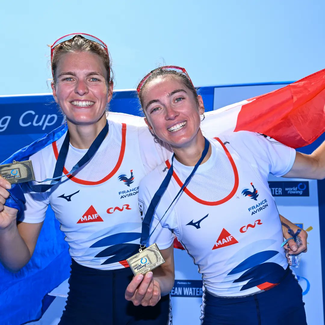 Bronzées à la Coupe du Monde de Varèse en Italie 💃🎉🤩

2 sorties internationales, 2 podiums banzaiiii!

Photo : @juliakowacicfoto