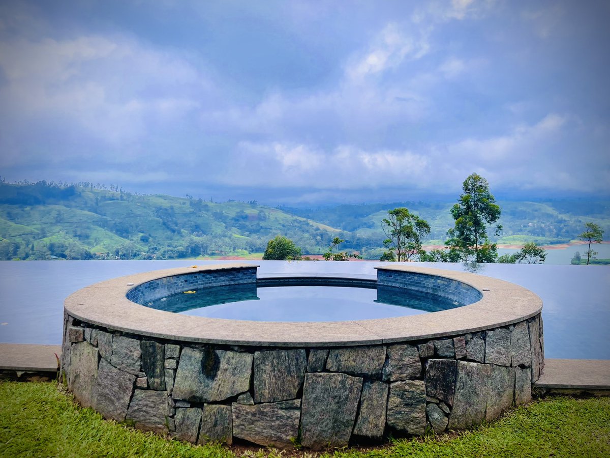 GoshanColo's tweet photo. Imagine the view of misty mountains from this iconic jacuzzi! 

📍Dunkeld Bungalow

#misty #mountains #teacountry #greenery #explore #hatton #ceylontea #teatrails #bungalows #srilanka #visitsrilanka https://t.co/PUIsqepJ80