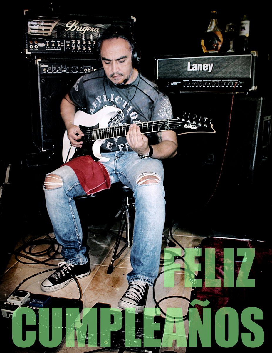 HOY MAURICIO PEREIRA, EL CORAZÓN DE NUESTRA BANDA ESTA DE CUMPLEAÑOS!!!
FELIZ DÍA!!!
#stomproller 
x.com/RollerStomp
instagram.com/stomp.roller/
youtube.com/watch?v=5qbZfq…