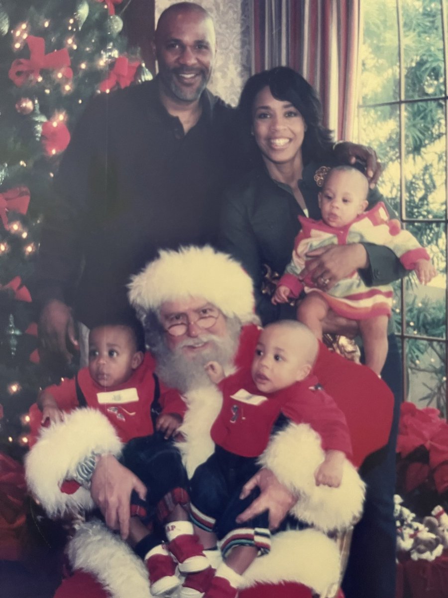 GinaGaston13's tweet image. Happy Father’s Day, love @marioelie1 #tripletdad #threetimechamp @marioelie1