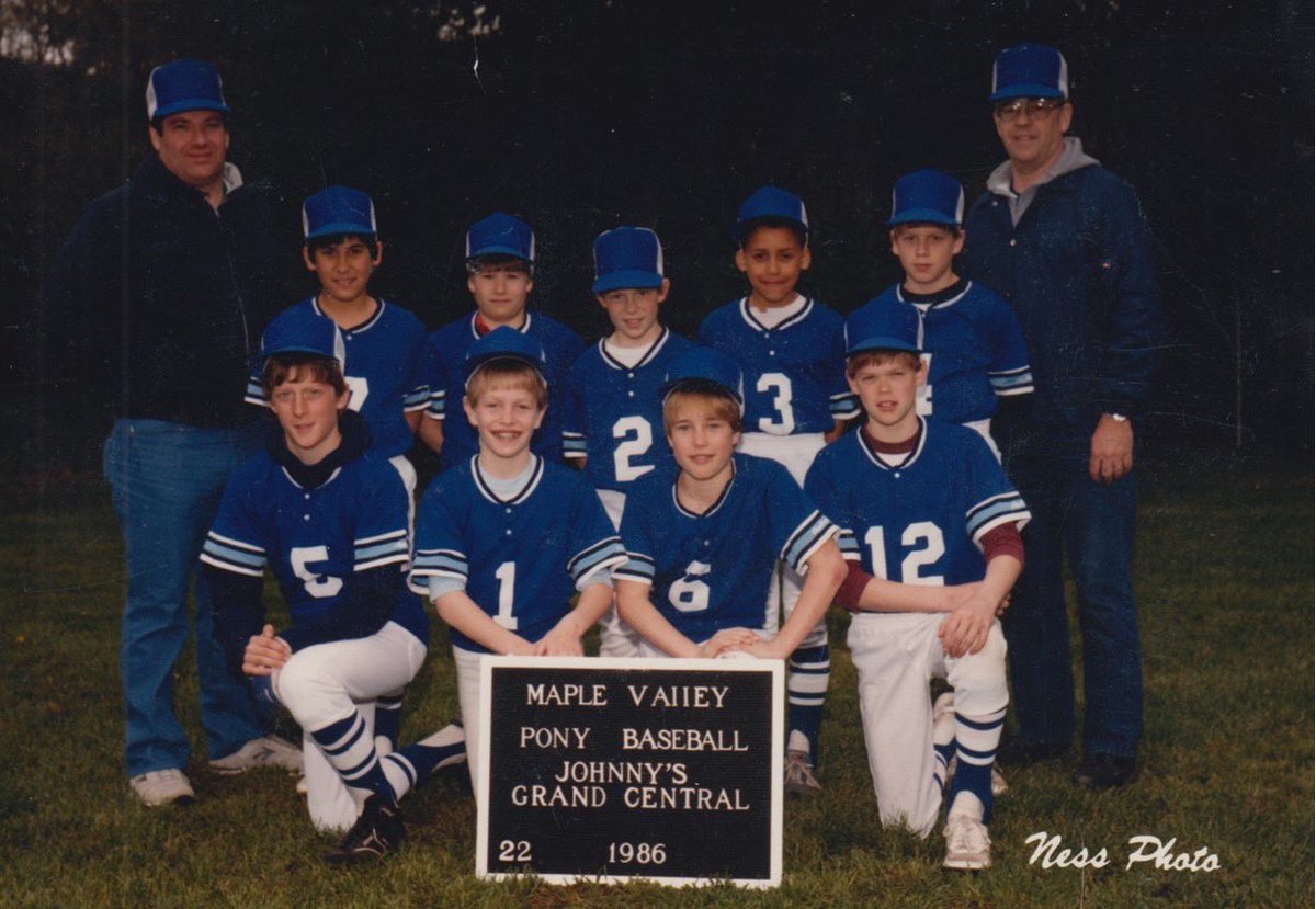 HeyBaldMan's tweet image. One of the last baseball teams my dad helped coach that I played on before he passed away a few years later.   #FathersDay2023   #LastingMemories