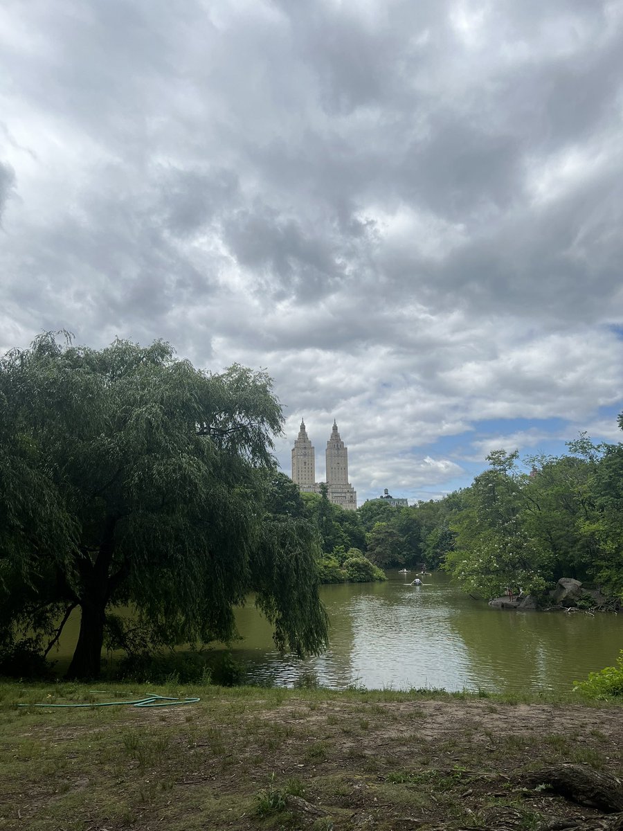 Abrily96's tweet photo. My first solo trip in NYC is coming to an end, &amp; as I am sitting in Central Park I'm getting super emotional because i would of never thought i would do it all alone ✨ the girl i was 2 years ago could have never , I'm so proud of myself https://t.co/BaGj97szk4
