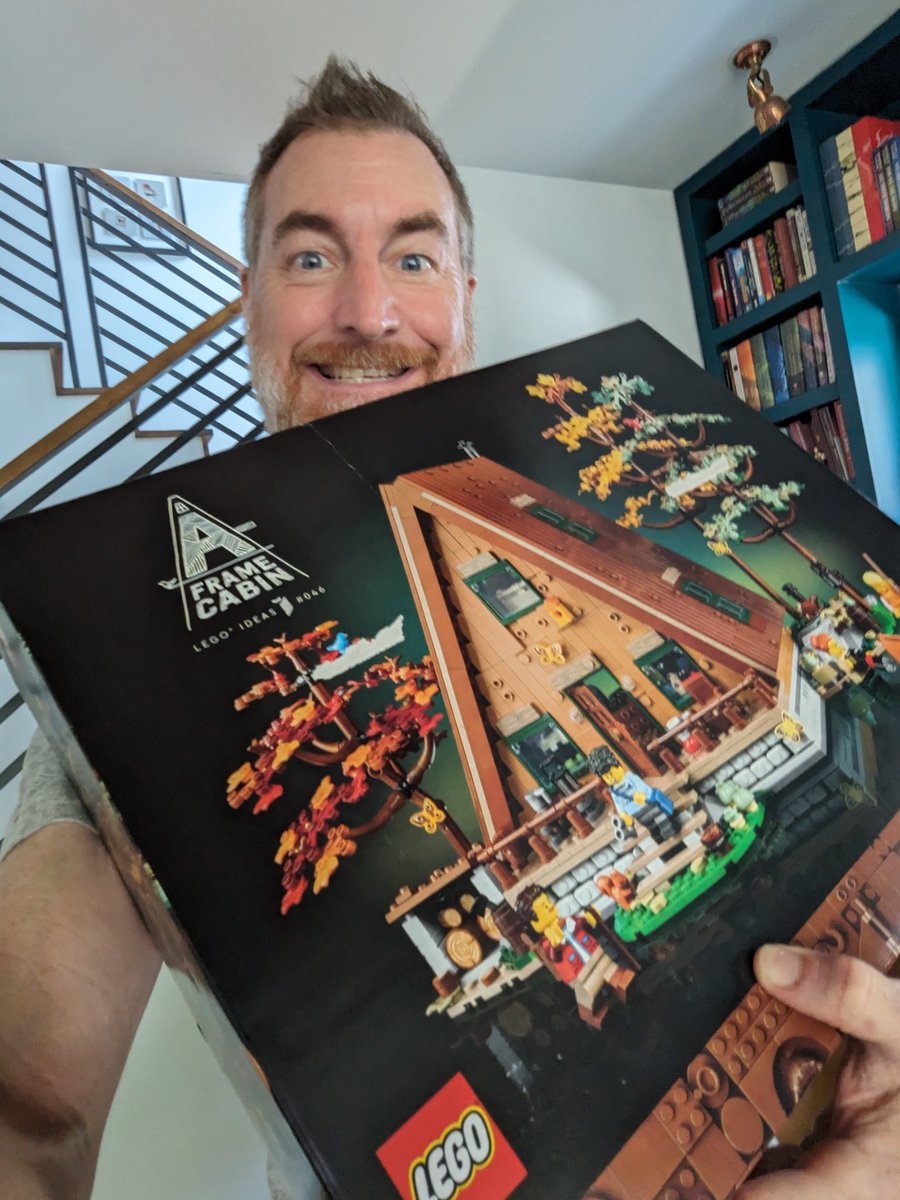 MurphyJ's tweet image. If @MurphyGuitar thinks that he's The World's Best Father, why didn't HE get a Lego A-Frame kit for father's day?