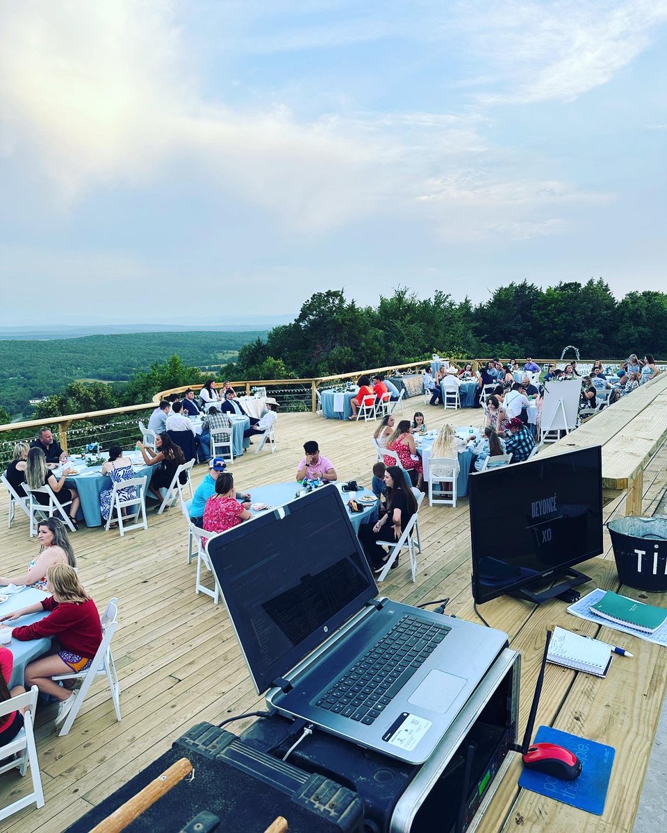 wolfmtngolf's tweet photo. From all of us here at Wolf Mountain we would like to congratulate newlyweds Wyatt & Jamie! Thank you for choosing us to be your wedding destination! For booking inquires please visit https://t.co/PnqTvhN78e, or contact us at (918) 647-2582. #weddingvenue #eventdeck #parties https://t.co/aKwCUVCefo