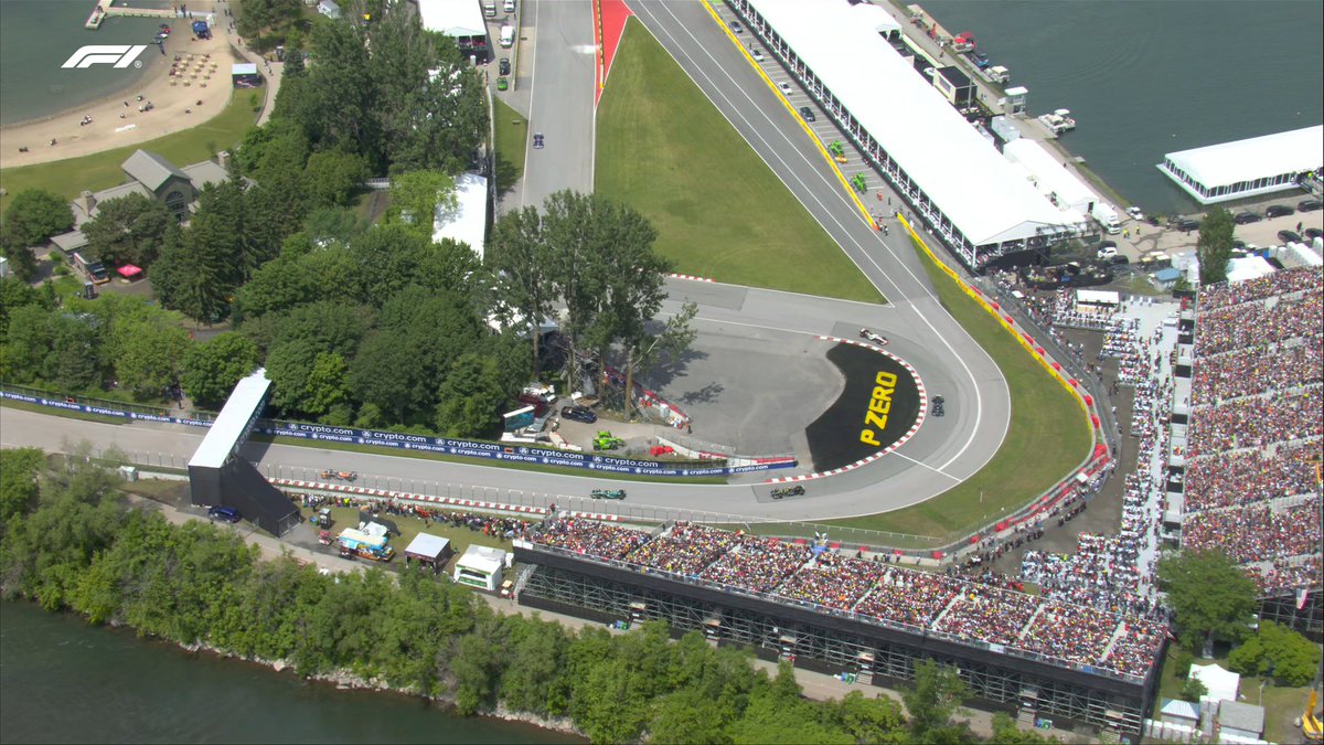 It's almost time. Formation Lap is GO!

One slow lap, then 70 rapid ones! Follow them all here with live updates 👉 f1.com/LIVE 

#CanadianGP #F1