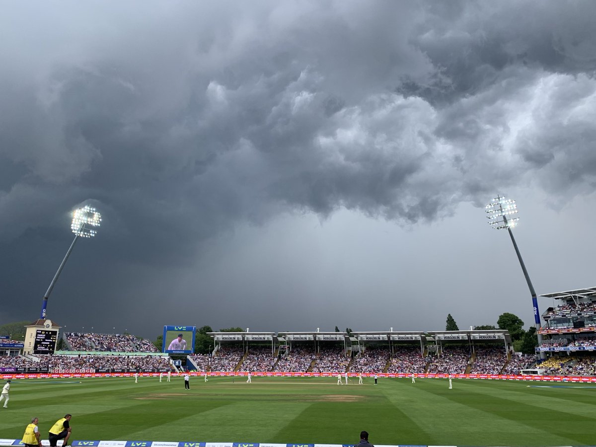 _LaurieStevens's tweet photo. The clouds just before the sky fell in were something else https://t.co/8EPZD2JYQz