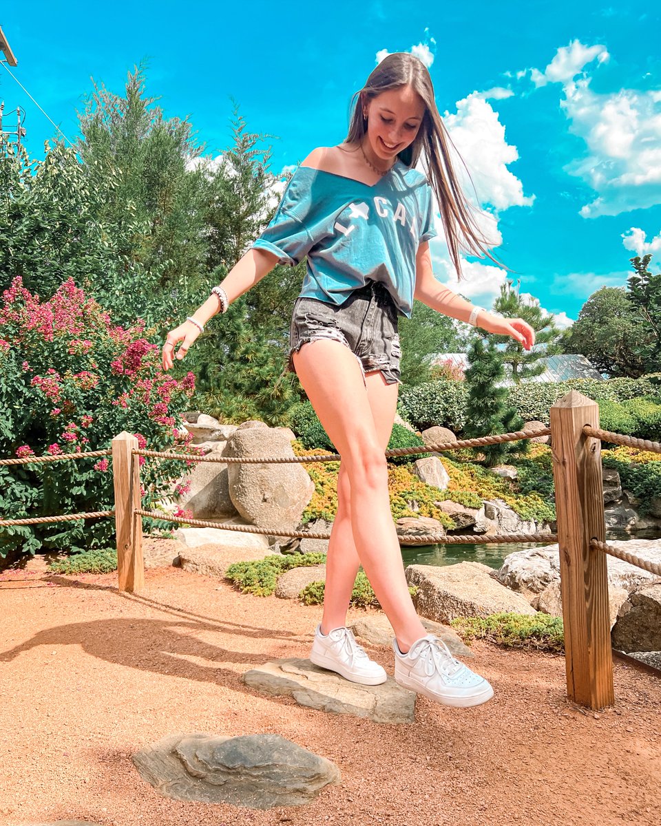 Our local tees are perfect for everyone!!

#shopbarefoot #shoplocal