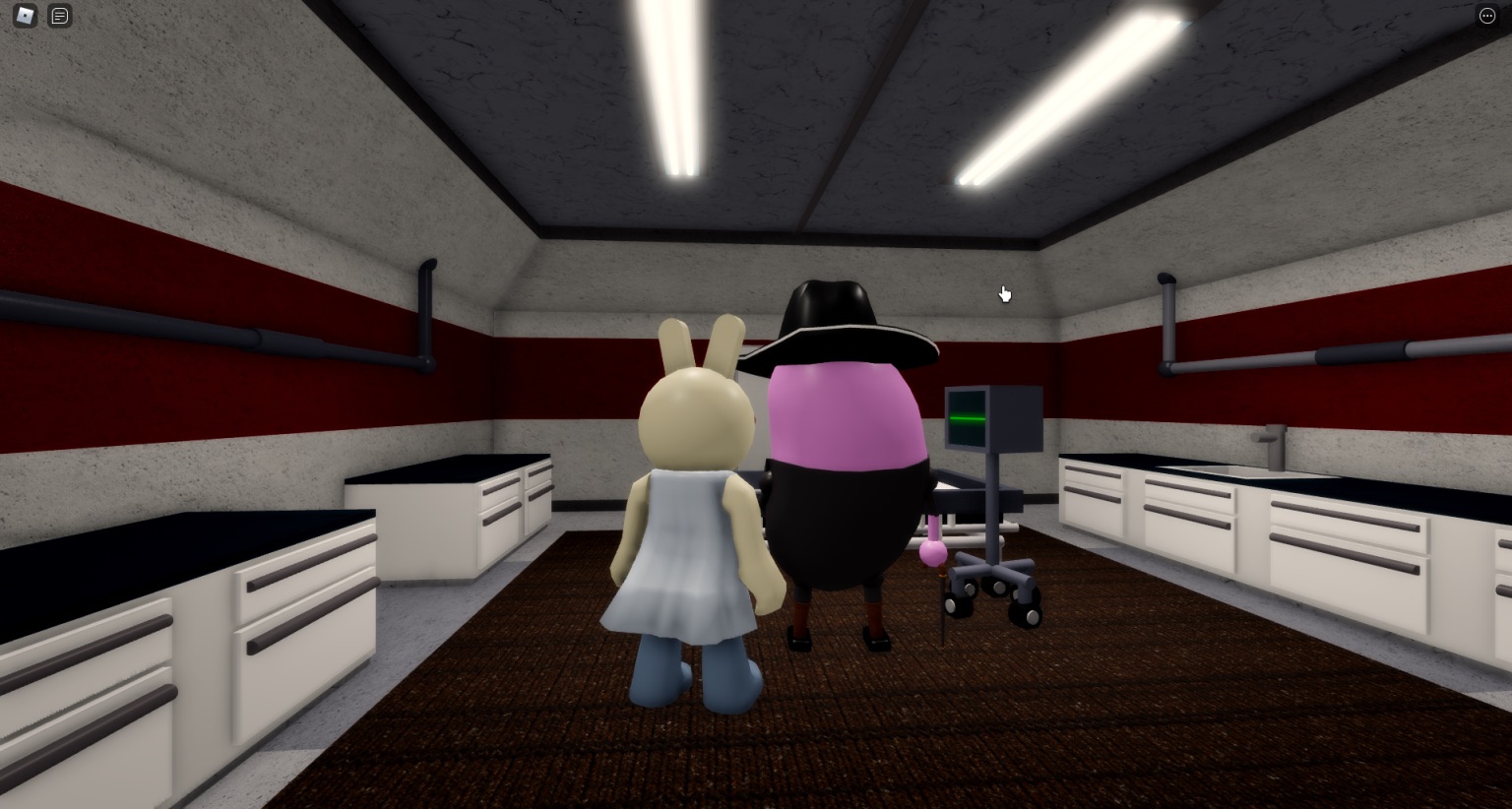 Player vs Bot in Roblox Piggy 