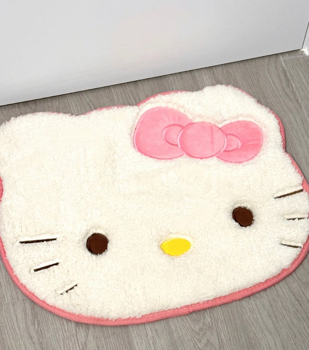 hello kitty rug