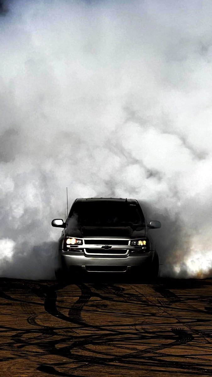 MichiganClassic's tweet photo. Chevrolet Trailblazer SS #burnout #tbss #trailblazerSS https://t.co/hYEFcFEPq3