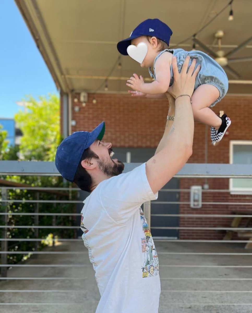 archivegrantg's tweet photo. happy father's day to juni's papa 🤍 https://t.co/mia2HY0PIW