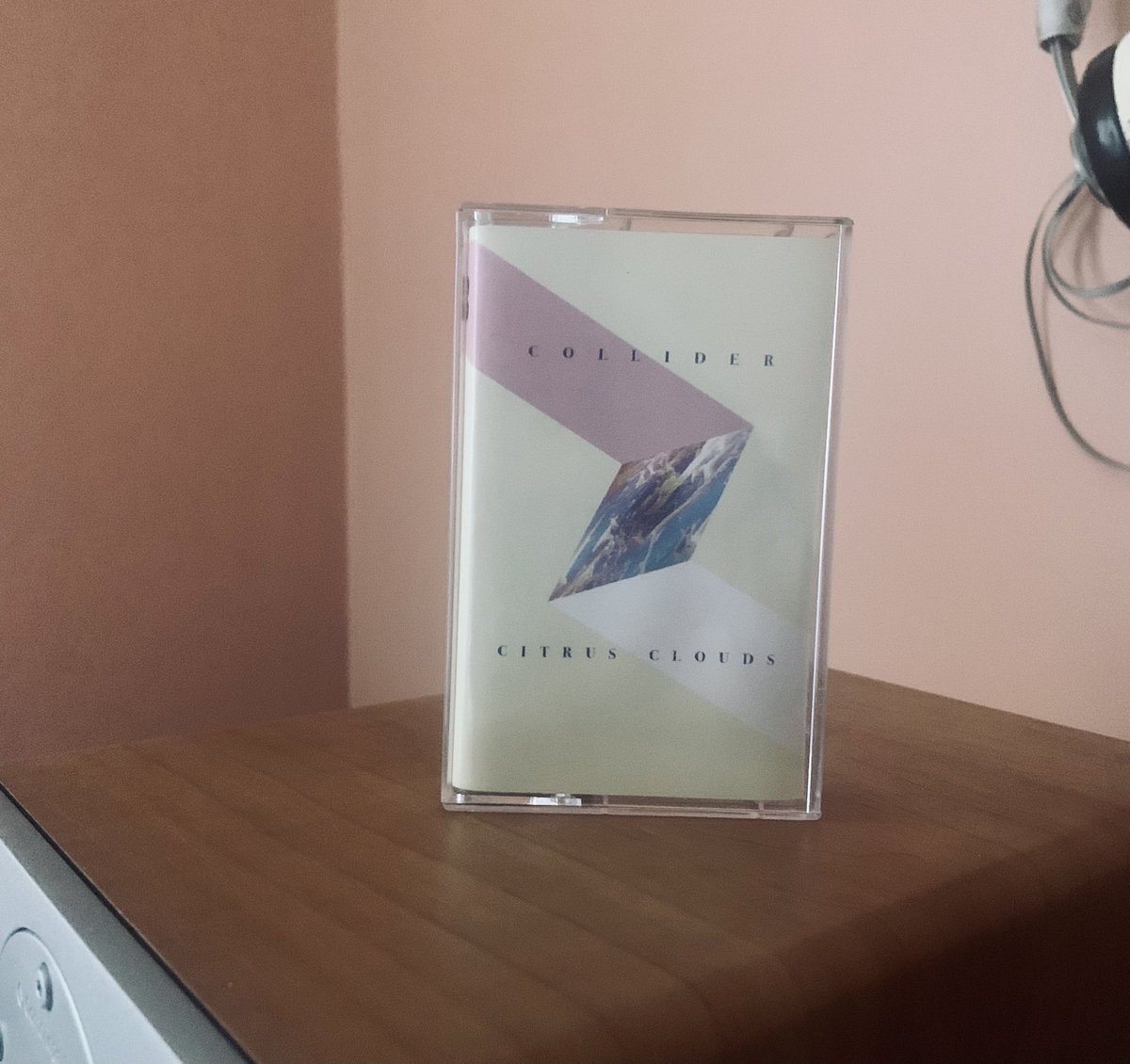 reallydancing's tweet image. Inspired me to play this. One of my favourites of the last 5 years #nowplaying #cassettes