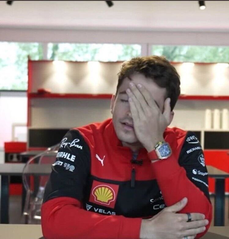 Fy7MNXiWIAAkWRH?format=jpg&name=900x900