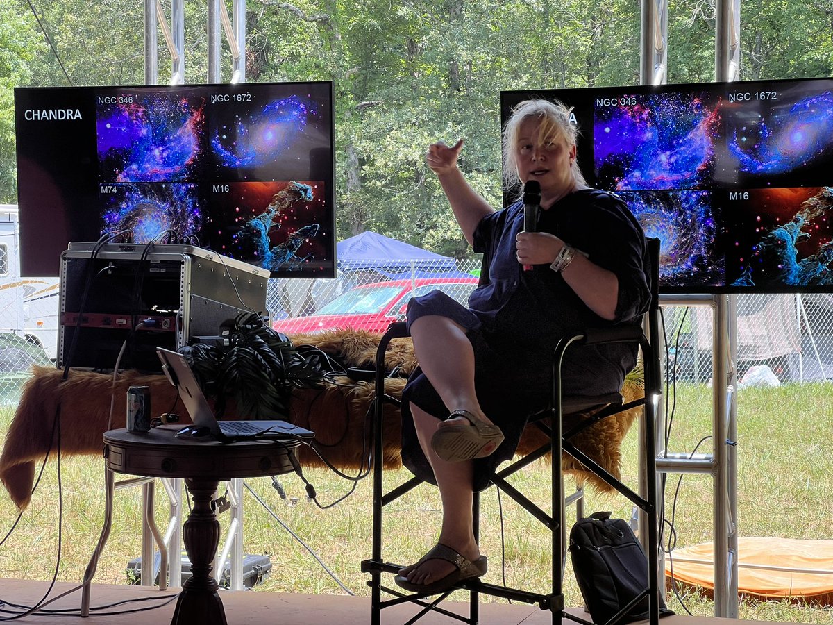 melodyg's tweet photo. @Bonnaroo can @NASA come back every year? https://t.co/QL519b3bxo