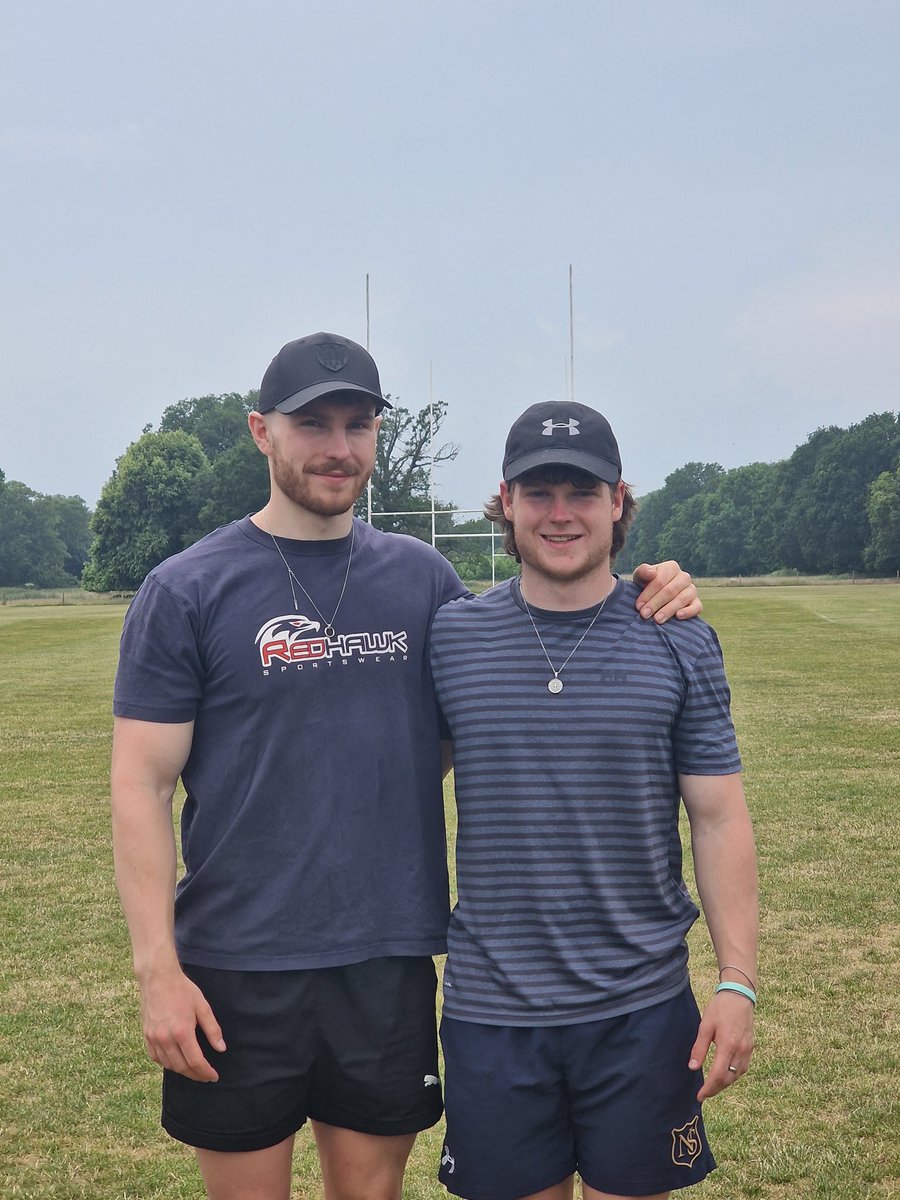 Thank you to our guest coaches: Jake Garside <a href="/SaintsRugby/">Northampton Saints 😇</a> &amp; Alfie Garside <a href="/BathUniRugby/">UoB</a> who lead much of the coaching at the Youth Rugby Kicking Clinic <a href="/CulfordSchool/">Culford School</a>. Attendees from <a href="/essexrugby/">Essex County RFU</a> <a href="/SuffolkRU/">Suffolk Rugby Union</a> &amp; <a href="/NorfolkRFU/">Norfolk RFU</a>. A great opportunity to learn from these incredible athletes