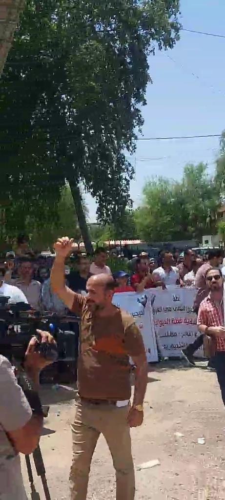 نستغيث ولازلنا تستغيث على مدى عشرون عاماً ،، تتعاقب الحكومات ونحن ننتظر من ينصف هذه الشريحة المظلومة 
#التعــيين_مطلبـــــنا
📌 رابطة الخريجين القدامى في العراق 🇮🇶 برئاسة الأستاذ نبراس الخزعلي