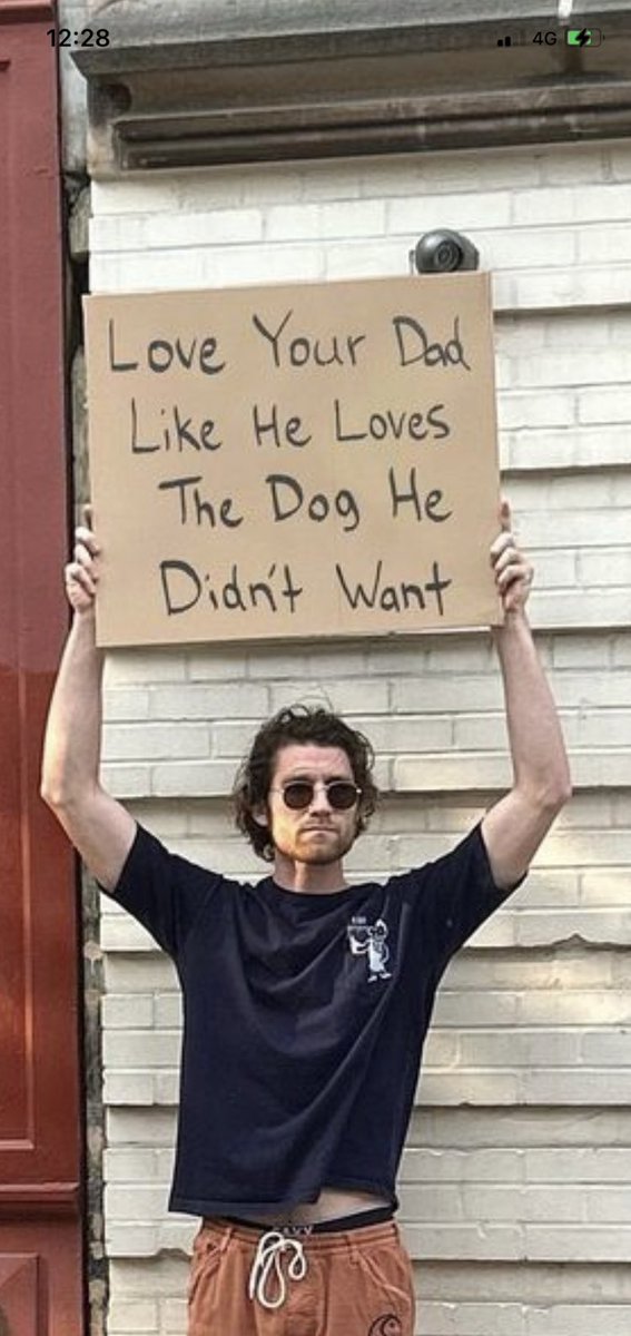 MerinoCNN's tweet image. Ya lo dijo el #DudeWithSign jajajajja