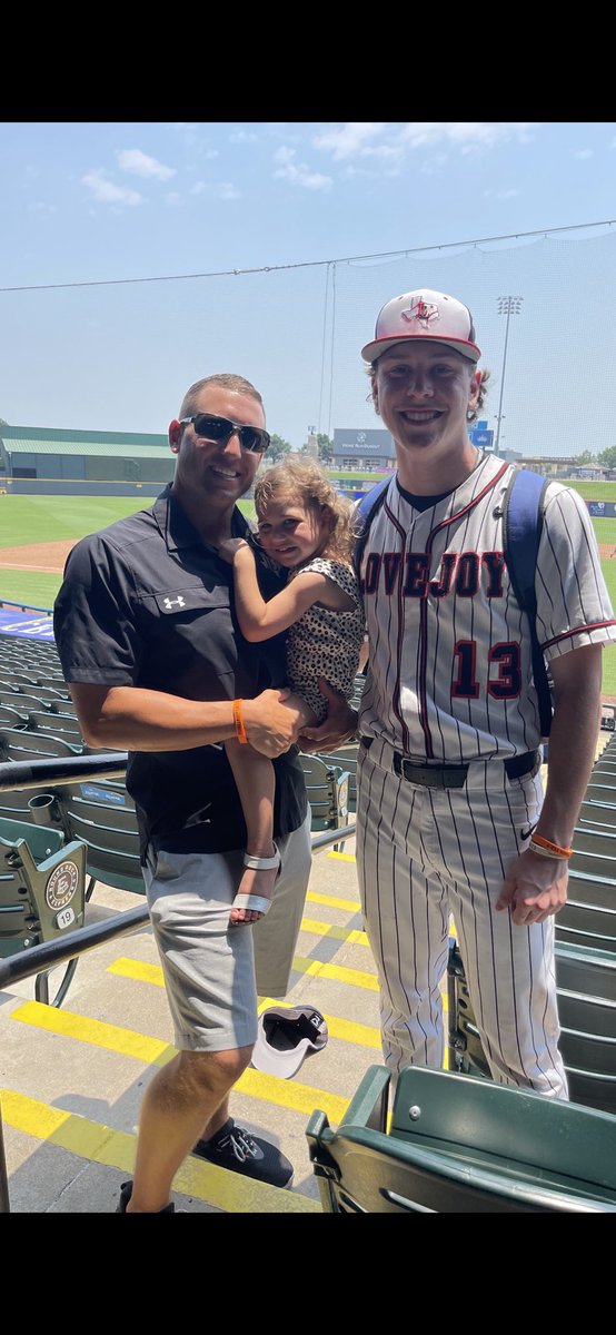 Ryan Gros tweet media