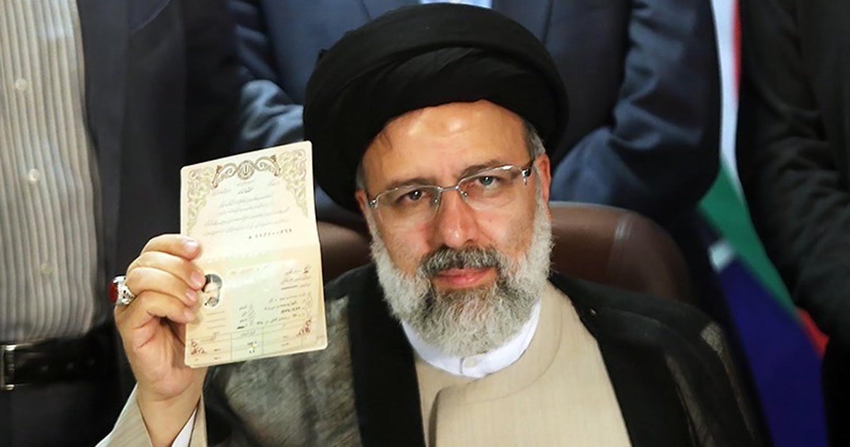 khatsheckan_ir's tweet photo. دو سال پیش در چنین روزی به سید ابراهیم رئیسی رای دادم و در این رشتو توضیح می‌دهم که چرا از رای خود رضایت کامل دارم
اول باید رئیسی چه کشور را در چه وضعیتی تحویل گرفت...
#رشتو https://t.co/oC6yWFK8Wl