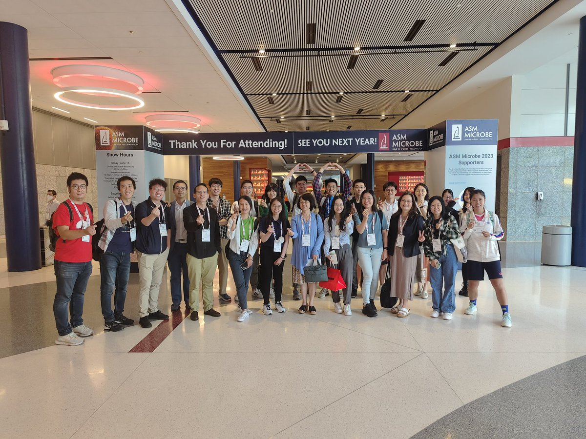 First ASM group photo🤓#houston