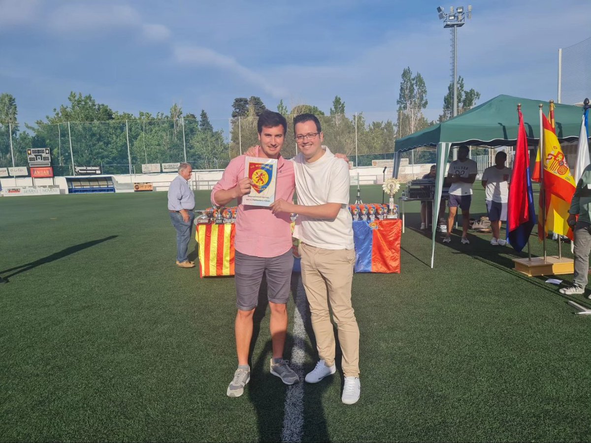 UDMontecarlo's tweet photo. En la fiesta de final de temporada de este fin de semana se destacó a cinco entrenadores que por problemas laborales o familiares no continúan en nuestro club.

▶️ Ivan Díaz
▶️ Alejo Casasnovas
▶️ Alejandro Gajon
▶️ Chema Manjarin
▶️ Sergio Arias https://t.co/7hwq84RO5j