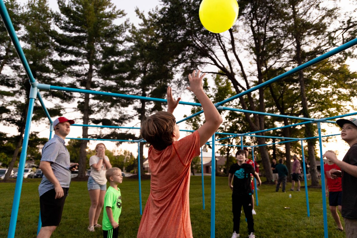 Never-ending fun with 9 Square in the Air!
#9SquareInTheAir #GameTime #GameAnywhere #9Square #SquadGoals #GoOutside #friends #PhysEd #campgames