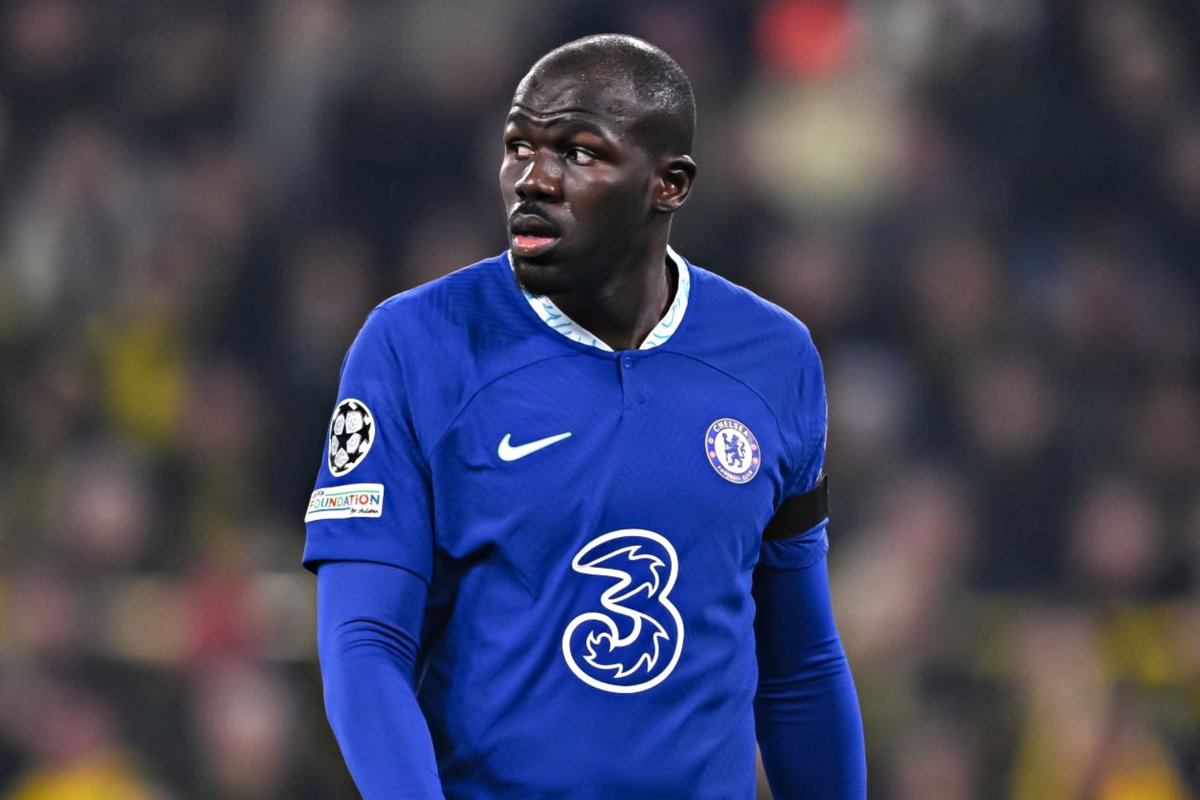 B24PT's tweet photo. Chelsea está em negociações para vender Ziyech ao Al-Nassr, Koulibaly ao Al-Hilal e Mendy ao Al-Ahli, informa @DiMarzio 🇸🇦 https://t.co/DZp9sMvzEo