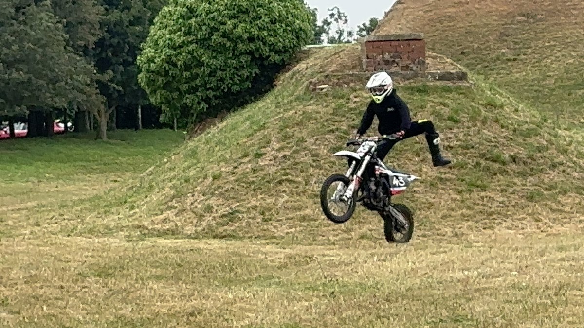 RDHRacing's tweet photo. Playtime on my husky 👍🙂🏍️❤️ https://t.co/McBR2ij0kQ