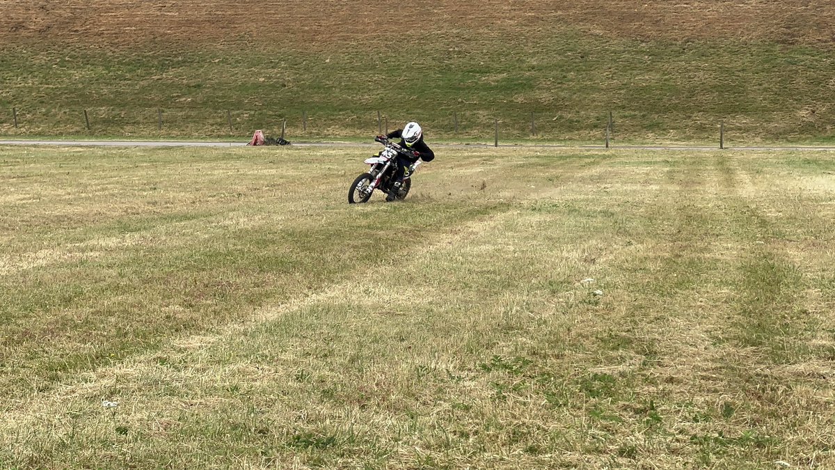 RDHRacing's tweet photo. Playtime on my husky 👍🙂🏍️❤️ https://t.co/McBR2ij0kQ