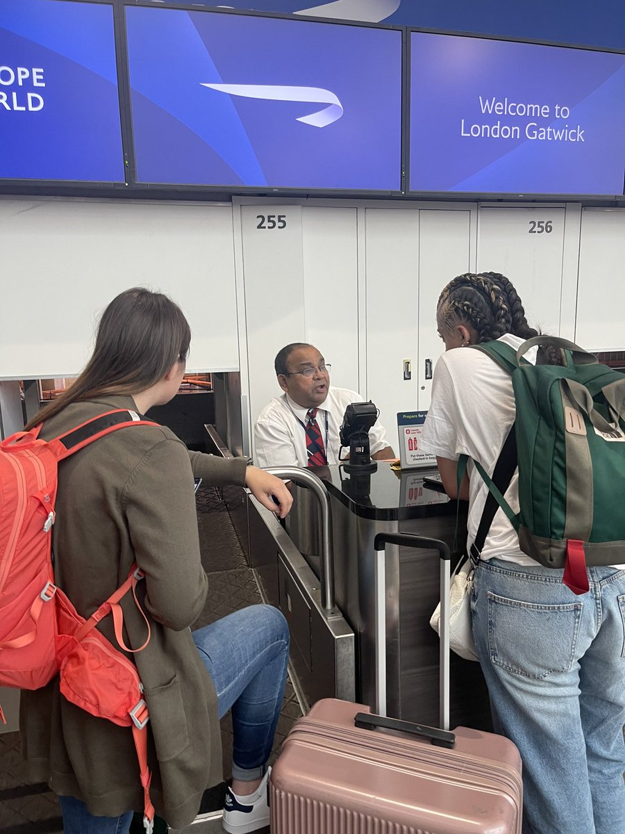 Ezinwa O tweet media