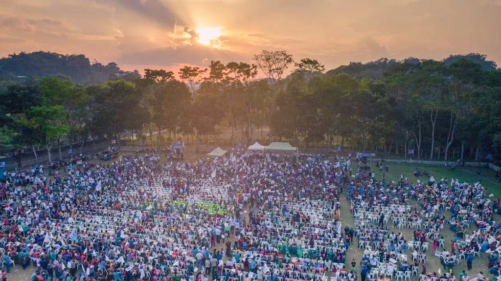 PartidoVivaGua's tweet photo. ¡Estamos listos Guatemala!
Queda una sola semana para decidir el futuro de nuestro país, los guatemaltecos han dicho si a la Revolución del Trabajo!
Este 25 de junio vota por VIVA!
#armandocastillopresidente #Elecciones2023GT #EleccionesGT2023 #PresidenteCastillo https://t.co/fRrq2E2hja
