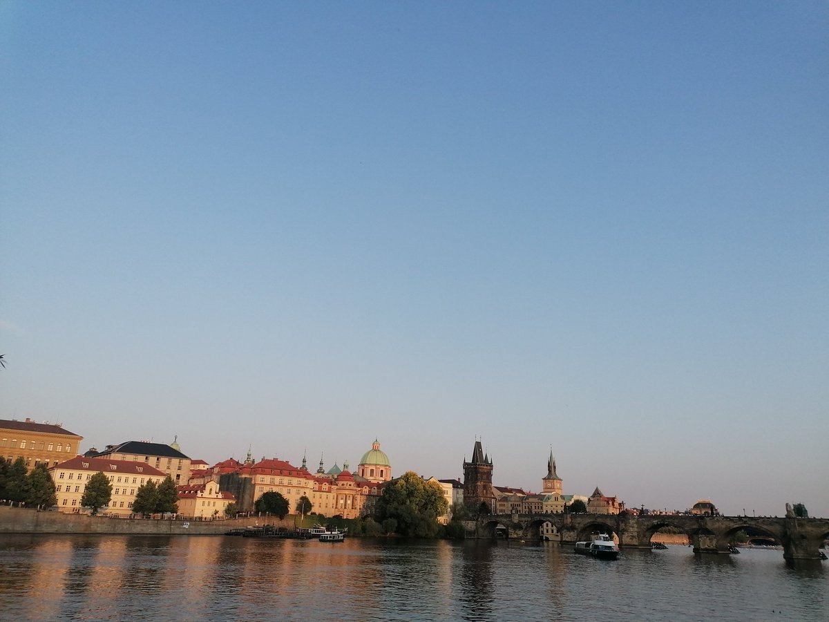 HeikoBrenn's tweet image. First time in Prague since 2019. Still a beautiful city 🙂. #PSConfEU #ScriptRunnerOnTour