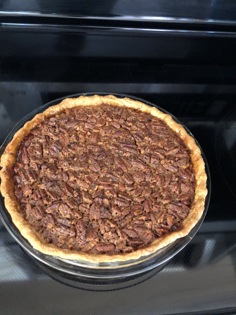 I made this for my dad today .. his request . #Pecanpie #Happyfathersday