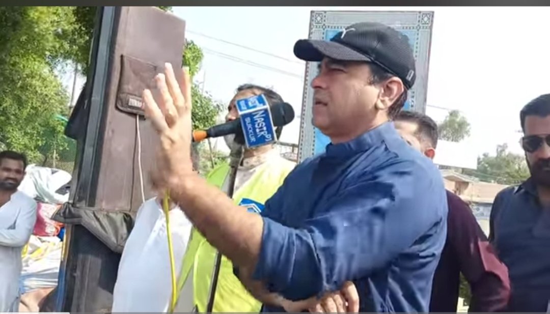 khawabida's tweet image. اپنی آوازوں کو عمران ریاض خان کے حق میں مت بند کرنا آوازیں زندہ ھوں تو اپنے پیارے لوٹ ہی آتے ہیں
#ReleaseImranRiazKhan