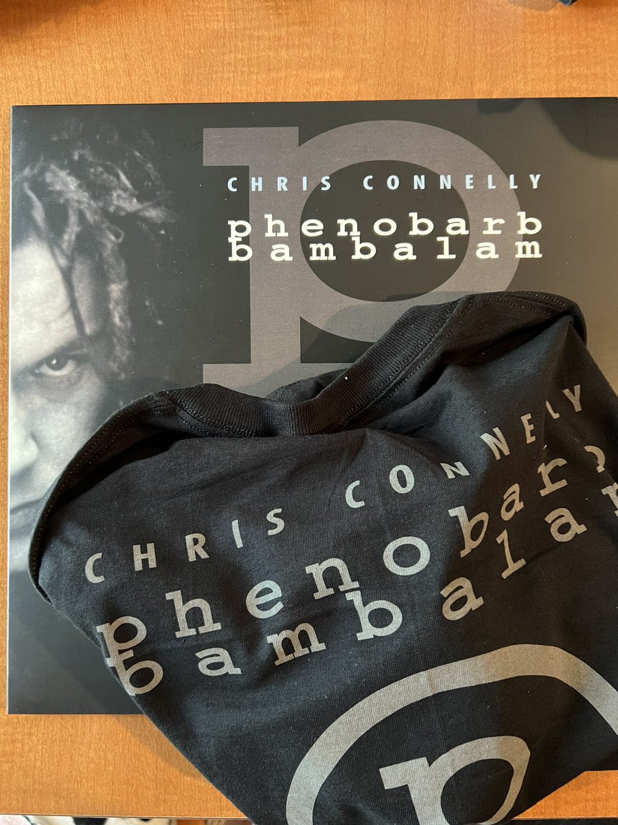 A very @waxtraxchicago Father’s Day to me! My favorite album by @Connelly_Chris complete with a shirt and autographed card. I had the pleasure of recording an episode with Chris on @VHUS_Podcast . A real souvenir from a dream!