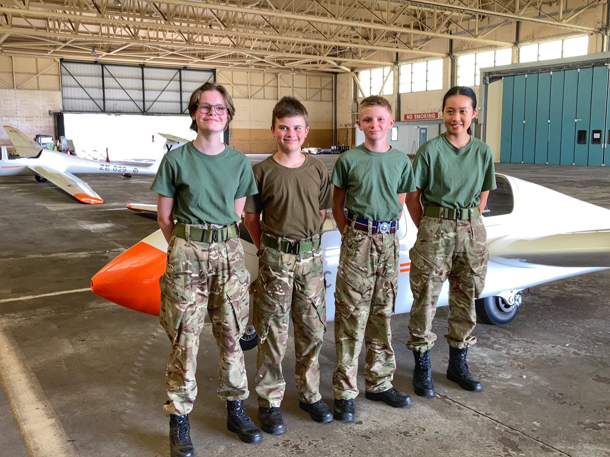 645 Volunteer Gliding Squadron tweet media